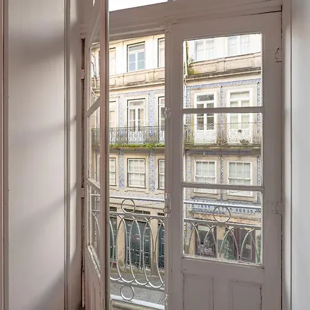 Babel Apartment *