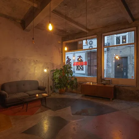 Babel Apartment *